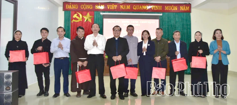 Đảng bộ An Nghĩa đưa nghị quyết vào cuộc sống