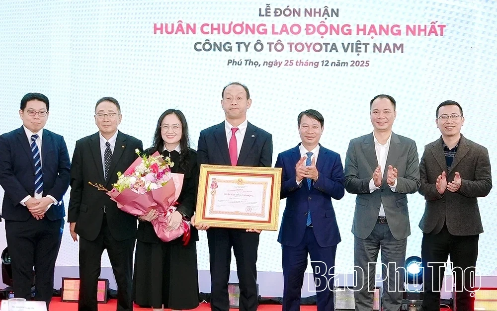 Toyota Vietnam awarded First-Class Labor Order