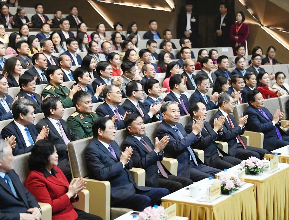 Phú Thọ: Một cá nhân điển hình được tôn vinh tại Chương trình Hồ Chí Minh - Hành trình khát vọng” năm 2025