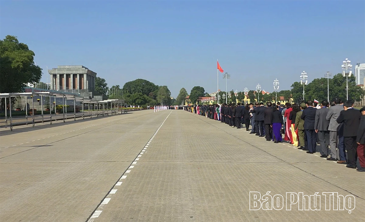 Rộn rã “bản hòa ca” thi đua yêu nước