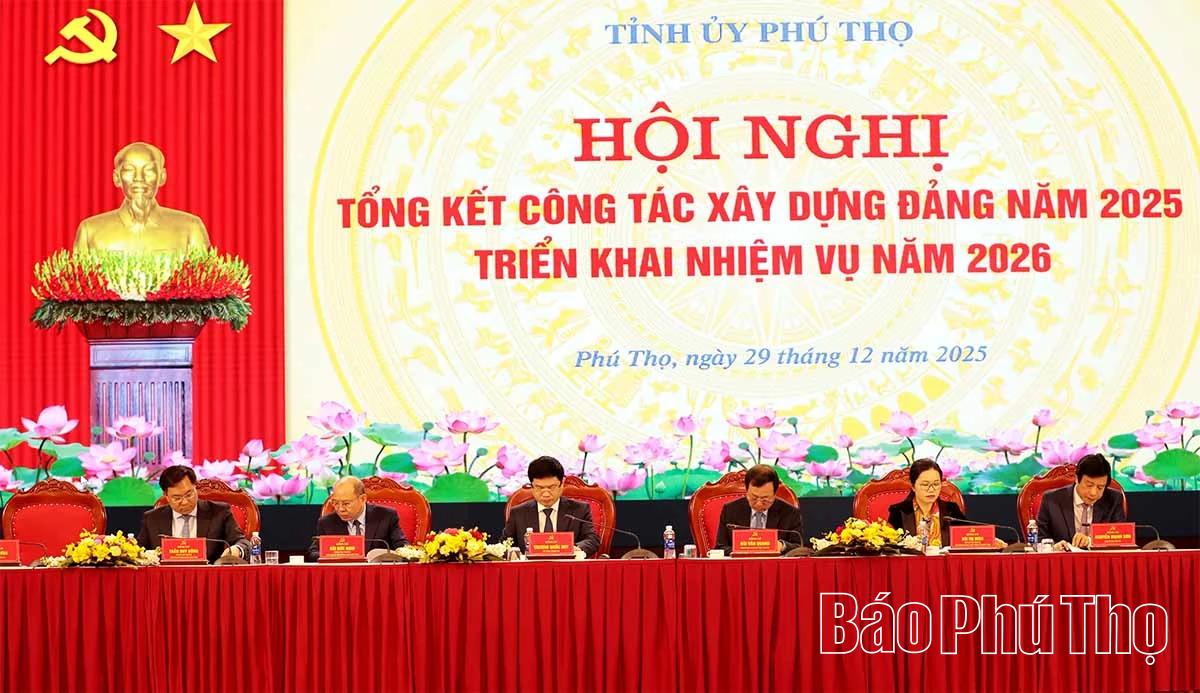 Xây dựng tỉnh Phú Thọ phát triển nhanh, bền vững, đáp ứng niềm tin của Nhân dân