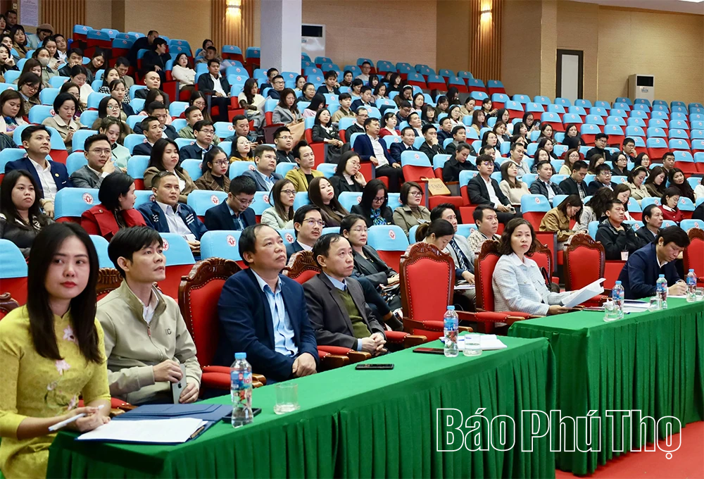 Triển khai hoạt động Trung tâm Ngoại ngữ, Tin học, Giáo dục kỹ năng sống