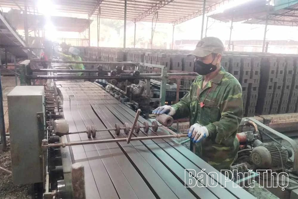 Giữ vững ổn định thị trường tiền tệ