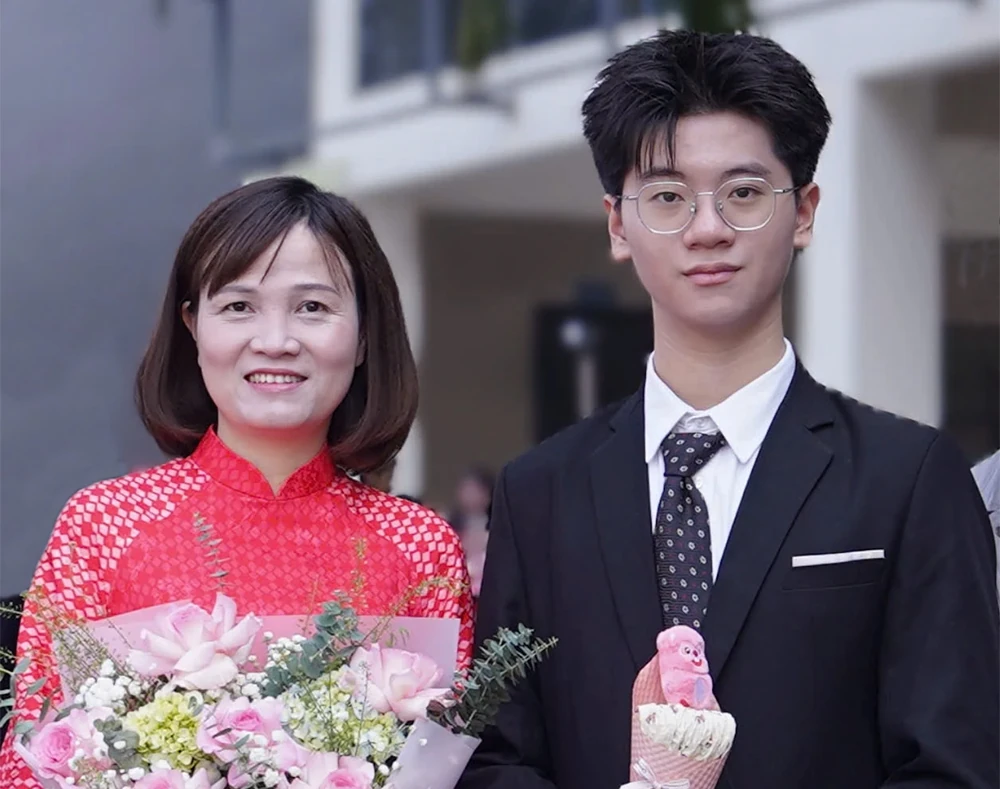 Trường THPT Chuyên Vĩnh Phúc có 2 học sinh đạt thủ khoa kỳ thi học sinh giỏi Quốc gia