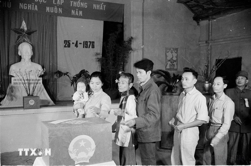 Bầu cử Quốc hội và HĐND: Thời gian, quy trình bỏ phiếu và xác định kết quả