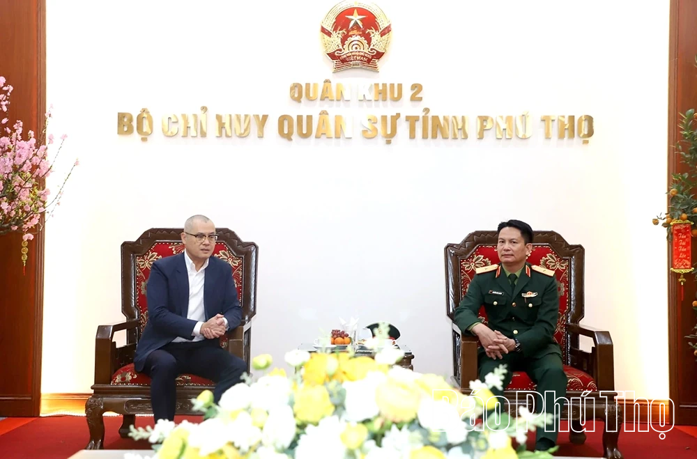 Bí thư Tỉnh ủy Phạm Đại Dương thăm, chúc Tết cán bộ, chiến sĩ Bộ CHQS tỉnh