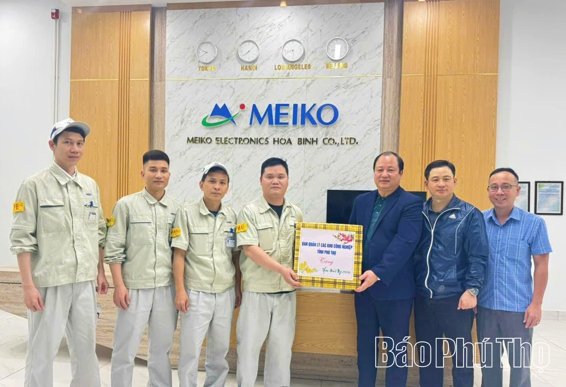 Lãnh đạo Ban Quản lý các khu công nghiệp tỉnh thăm và chúc Tết doanh nghiệp