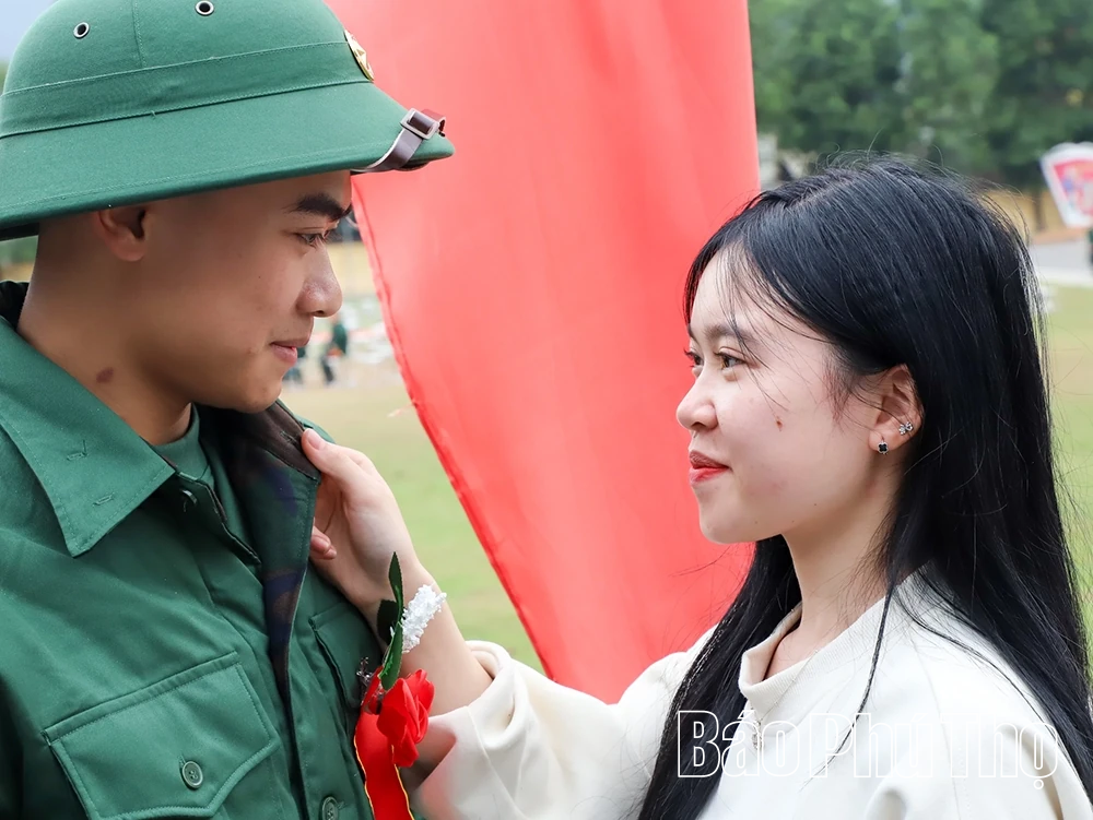 Tưng bừng Ngày hội tòng quân trên quê hương Đất Tổ