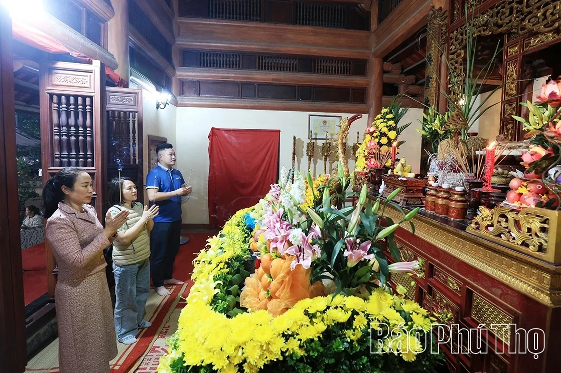 The Unique Cultural Essence of the Tro Tram Festival