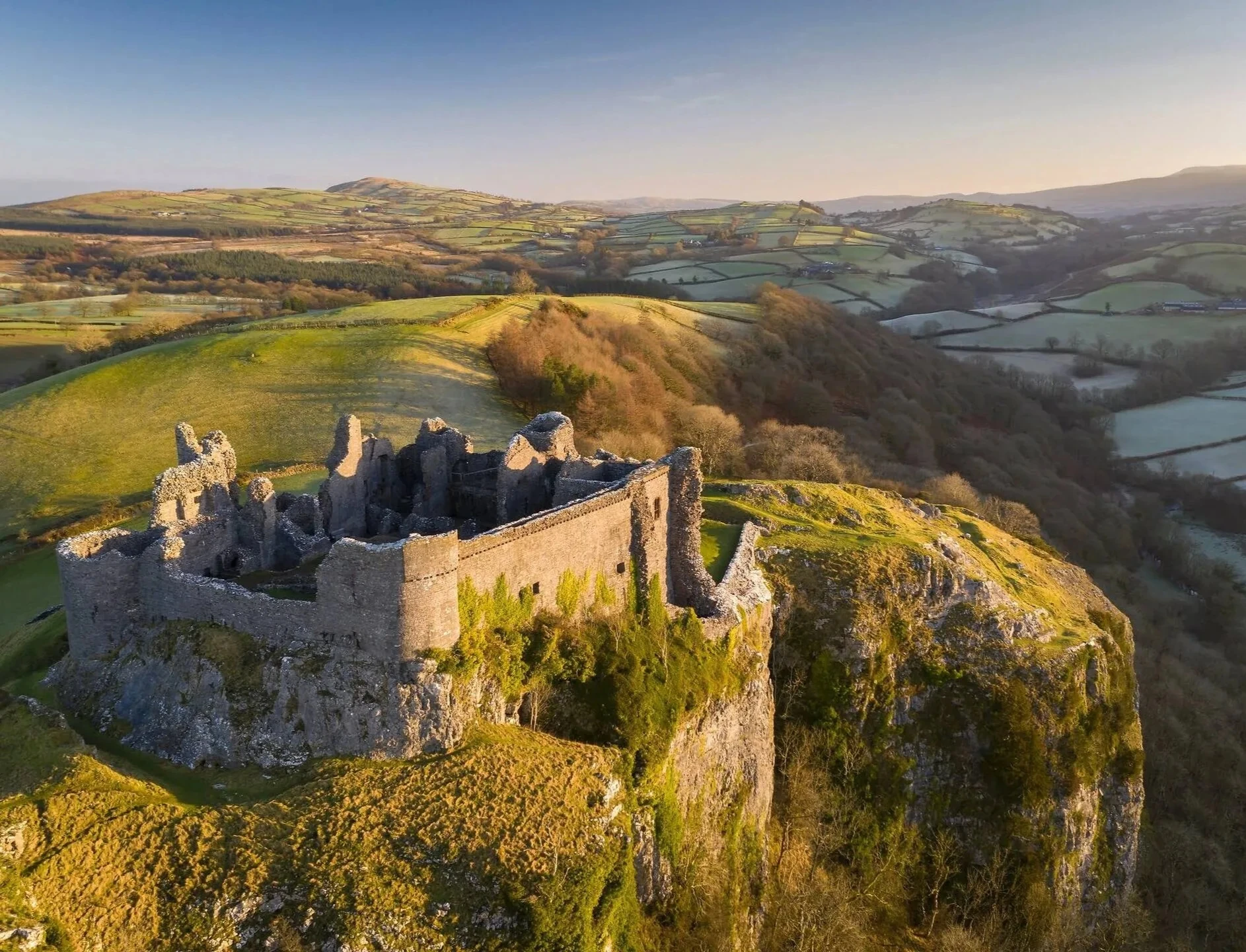 Báo Anh chọn hai điểm đến ở Việt Nam vào top đẹp nhất thế giới