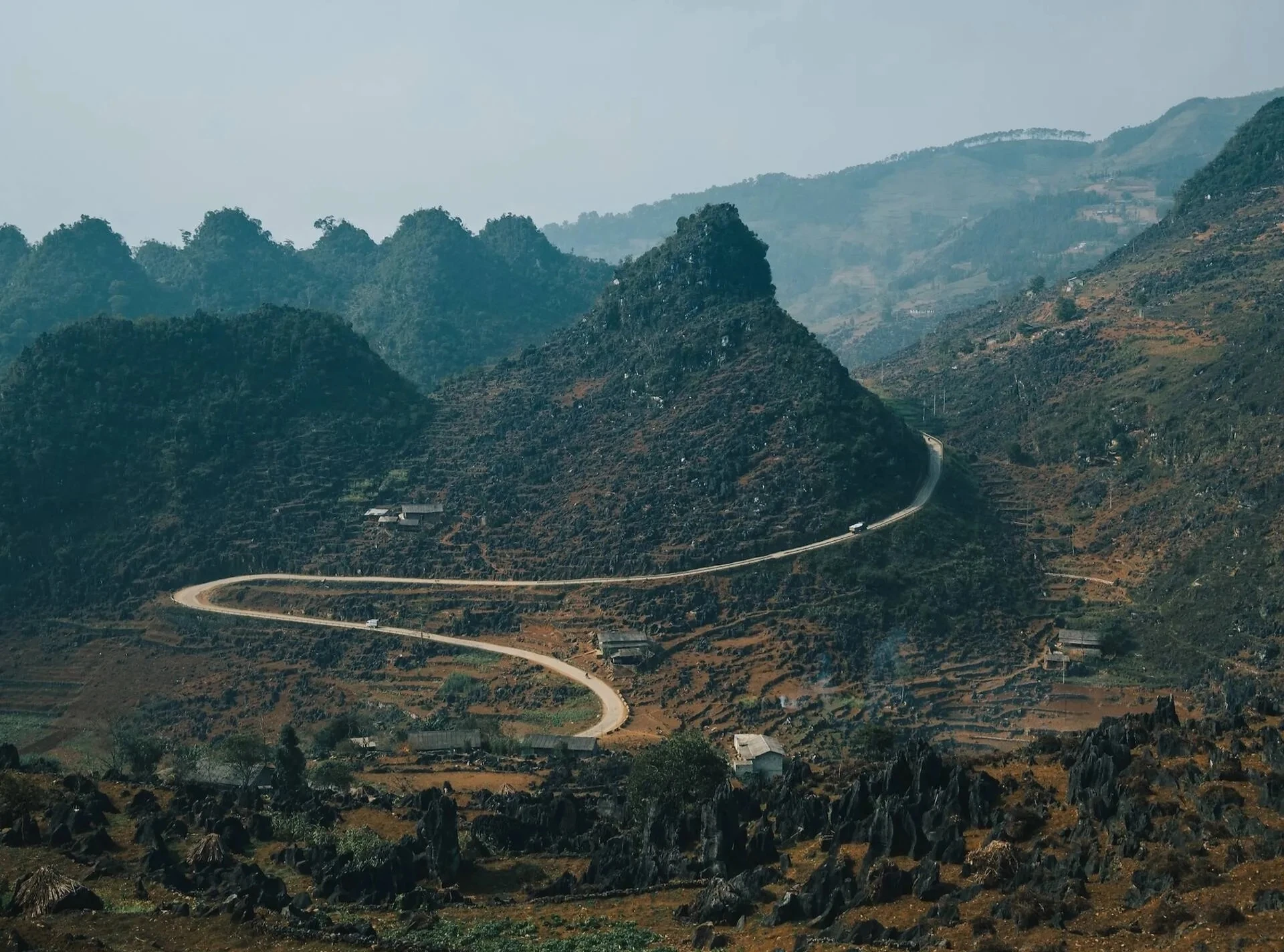 Báo Anh chọn hai điểm đến ở Việt Nam vào top đẹp nhất thế giới