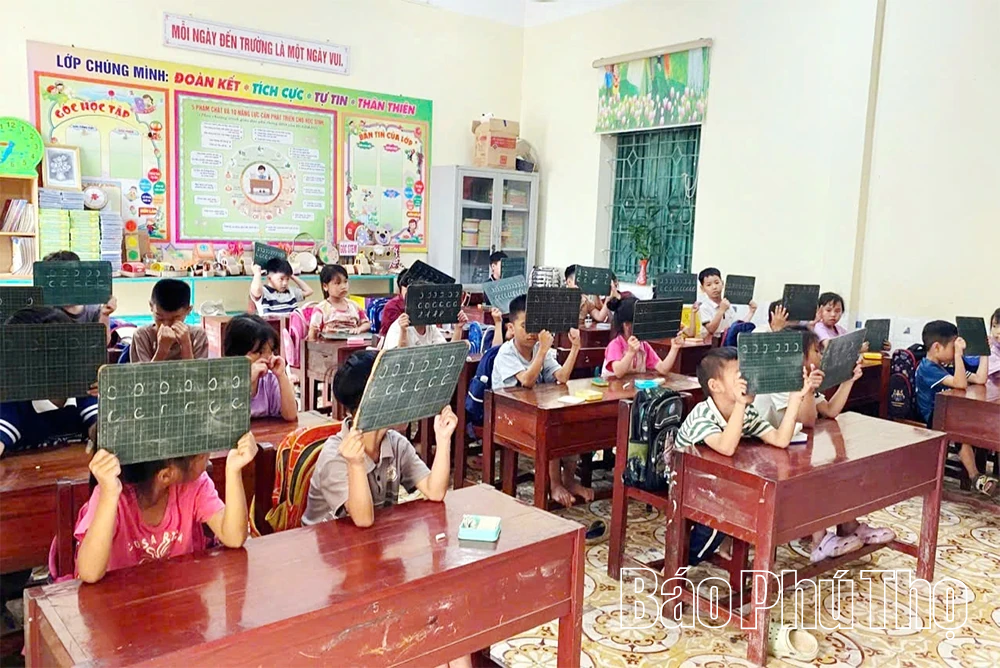 Dạy và học tiếng Việt cho trẻ em là người dân tộc thiểu số