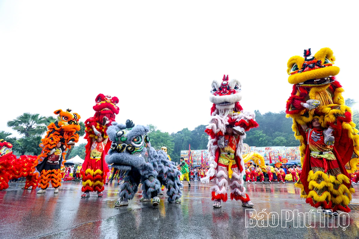 Nghi lễ rước kiệu - Biểu tượng thiêng liêng của lòng tri ân Tổ tiên