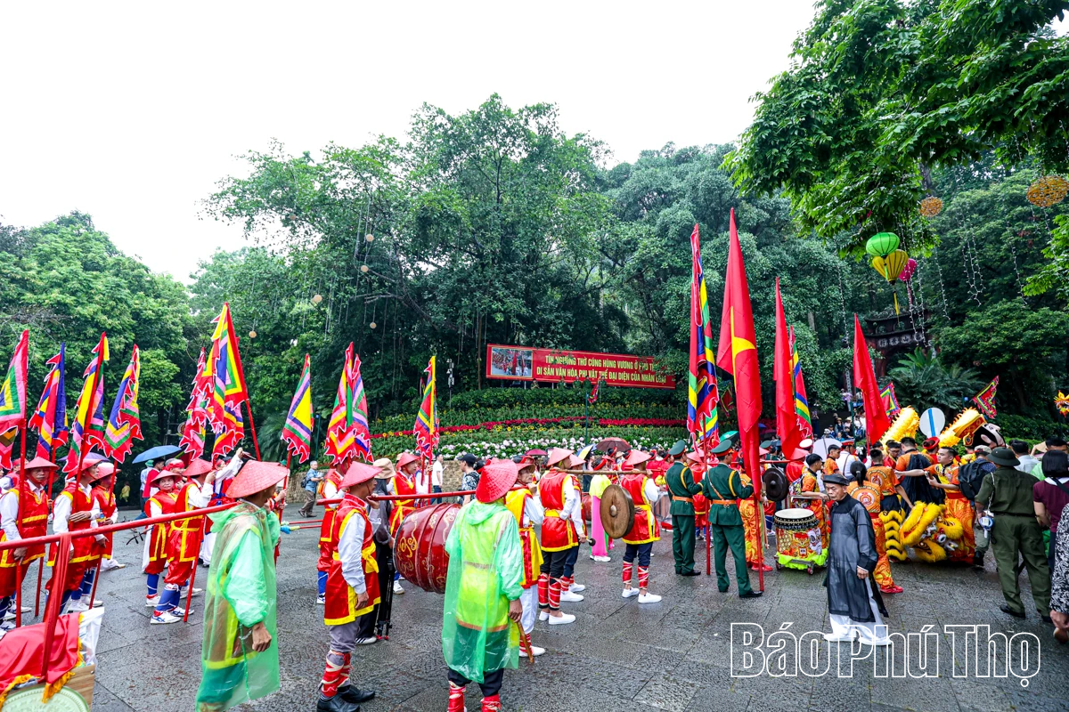 Nghi lễ rước kiệu - Biểu tượng thiêng liêng của lòng tri ân Tổ tiên