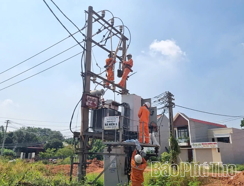 Công suất và sản lượng điện tiêu thụ lập đỉnh mới