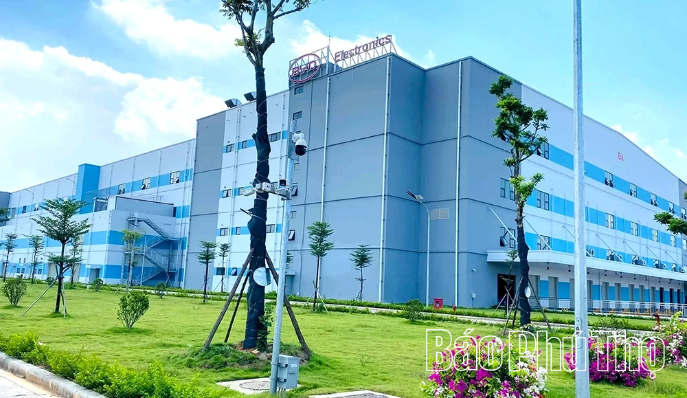 Tiếp tục khơi thông nguồn lực cho công nghiệp công nghệ cao