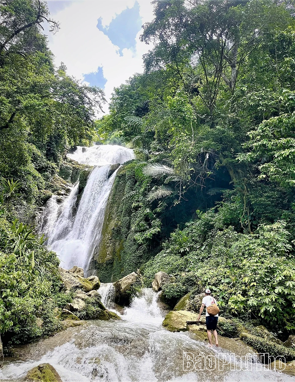 Khi Bí thư xã trở thành “đại sứ” du lịch quê hương