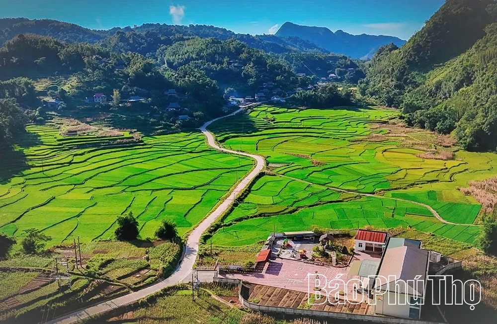 Khi Bí thư xã trở thành “đại sứ” du lịch quê hương