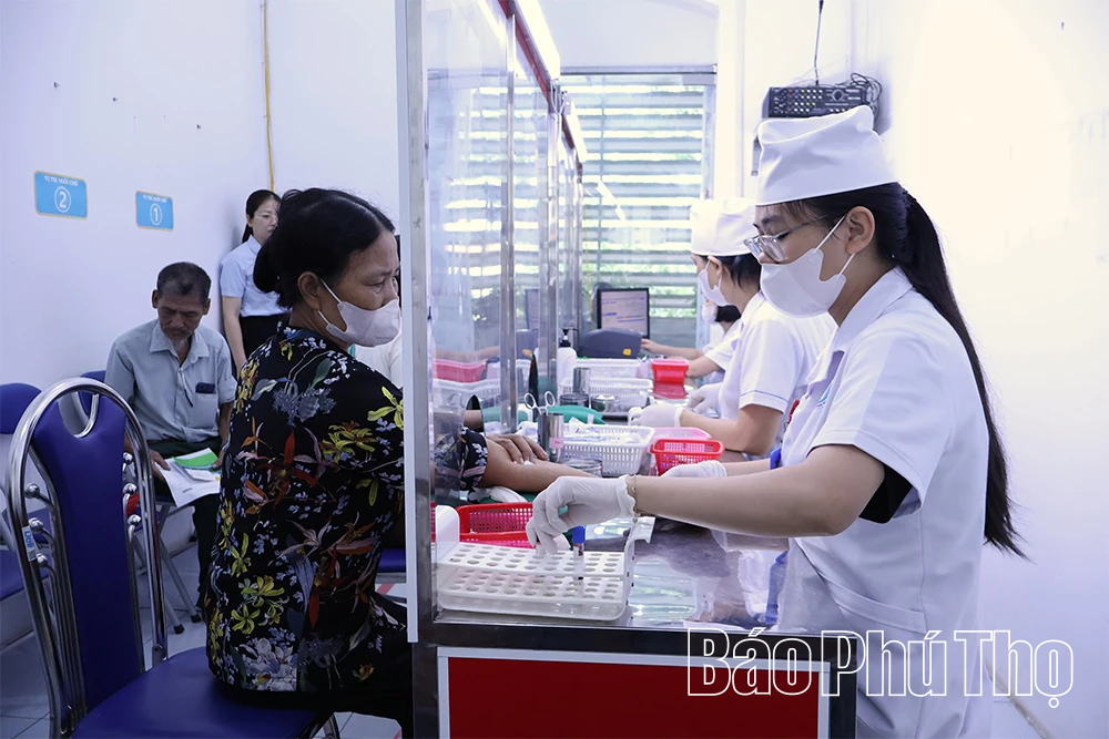 Hiện đại hóa y tế vì sức khỏe Nhân dân