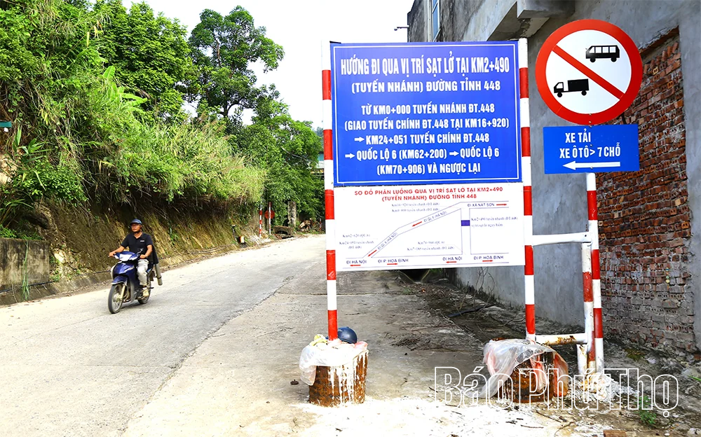 Sớm khắc phục sạt lở, đảm bảo an toàn trên đường tỉnh 448